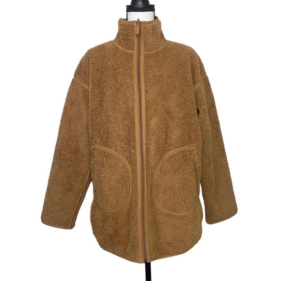 Lululemon Reversible Fleece Jacket in Bold Beige - Picture 2 of 9